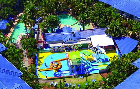 Ground Floor Family Apartment at Family Resort - Accommodation Airlie Beach
