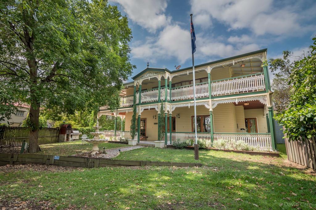 Grove Manor - New South Wales Tourism 