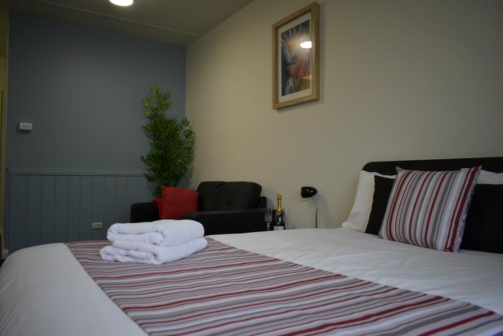 Hamilton Lakeside Motel - New South Wales Tourism 
