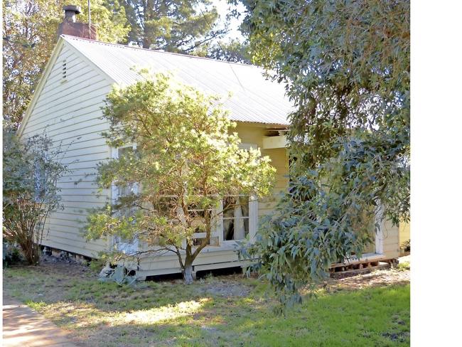 Happy Cozy House For Holidays, Beach, BBQ, Pet Friendly 35kms From CBD In Country Life Style !!! - thumb 1
