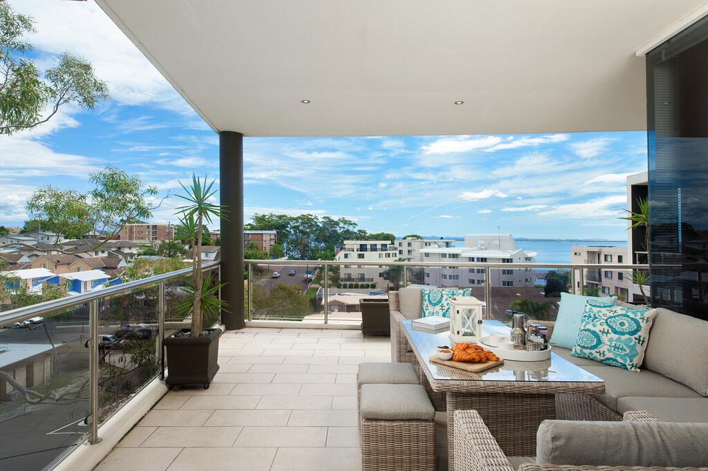 Harbour View Penthouse - The Perfect Location - thumb 2