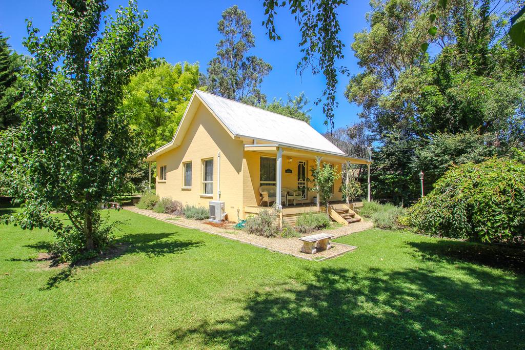 Harrietville Cottage - New South Wales Tourism 