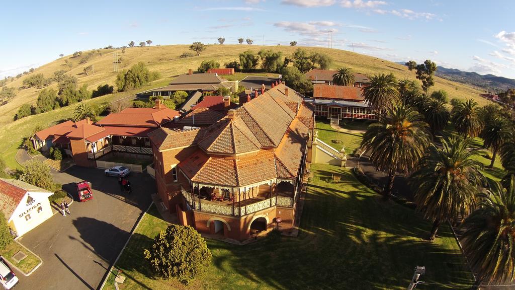 Hermitage Hill Country Retreat - New South Wales Tourism 