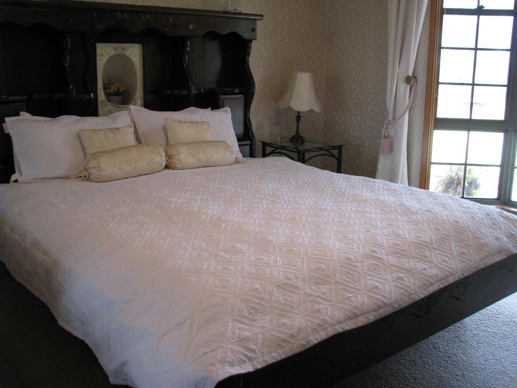 Hill Top Country Guest House - Accommodation BNB