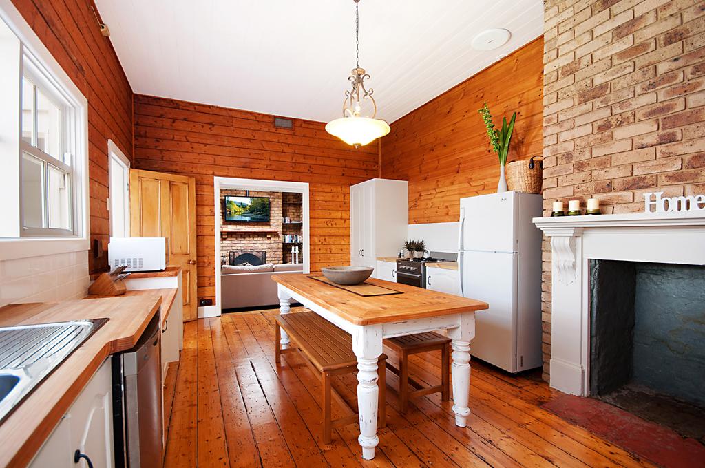 Historic Central Cottage In Warrnambool - thumb 2