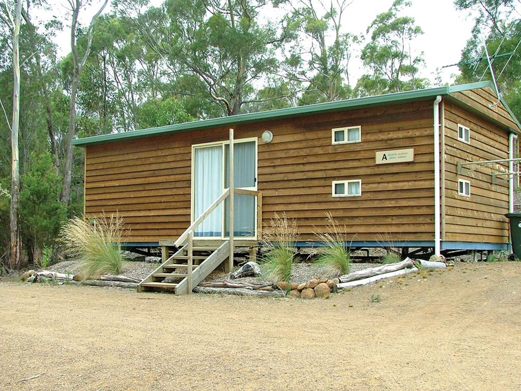 Hobart Bush Cabins - thumb 1