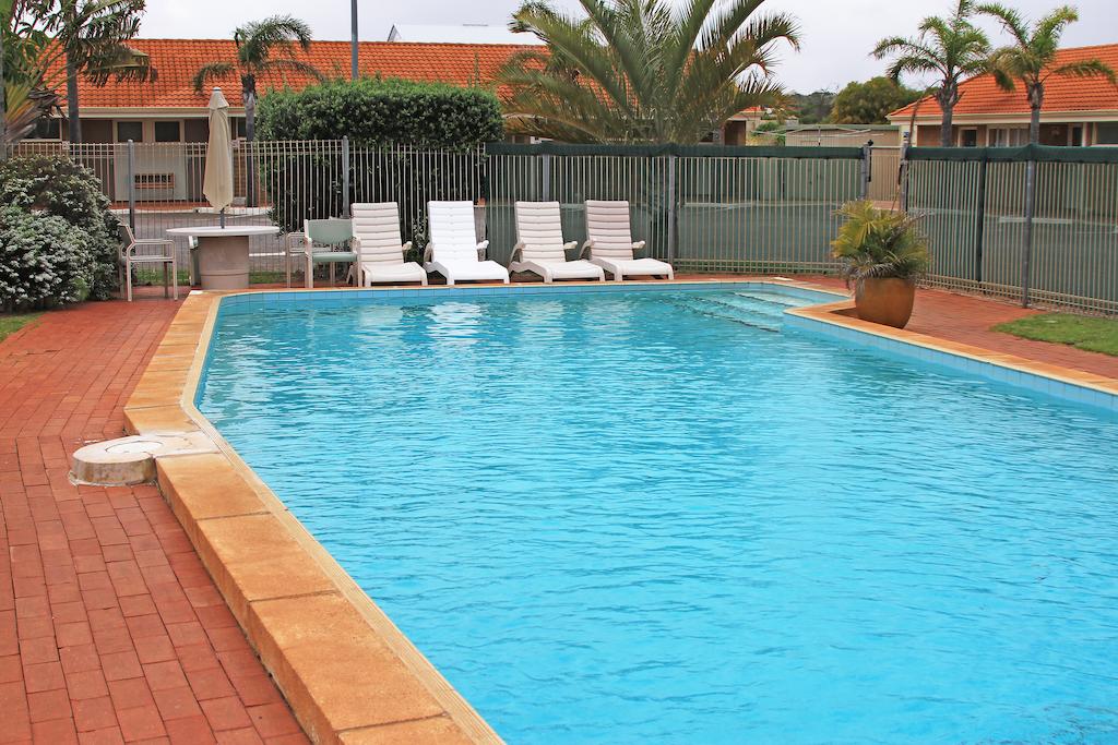 Hospitality Geraldton SureStay by Best Western - Accommodation Daintree