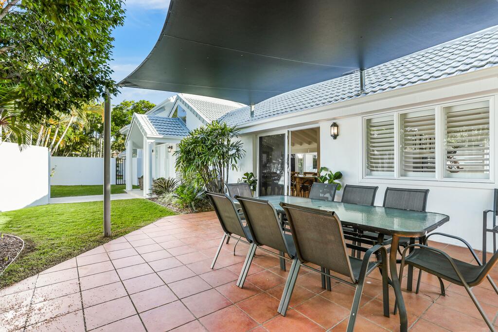 Island Living In The Heart Of Noosa - thumb 1