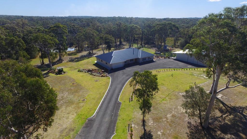 Jervis Bay Country Retreat - Rural Family Retreat! - thumb 1