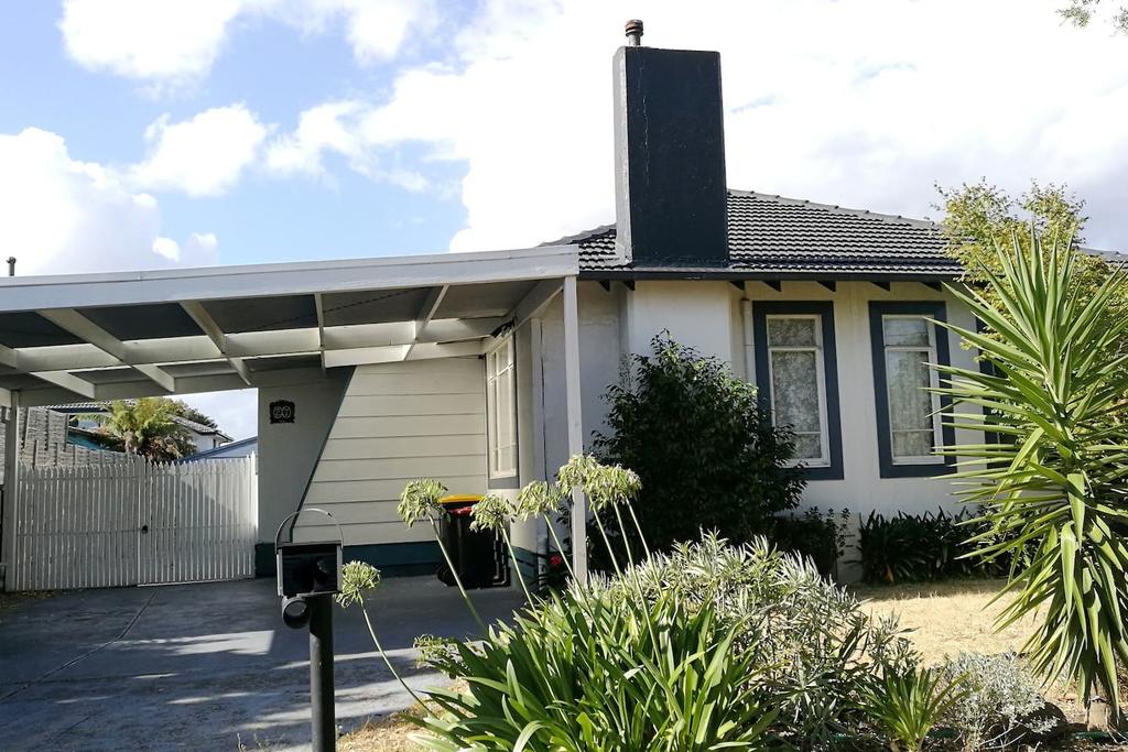 Jesson Crescent Dandenong Cozy House - New South Wales Tourism 