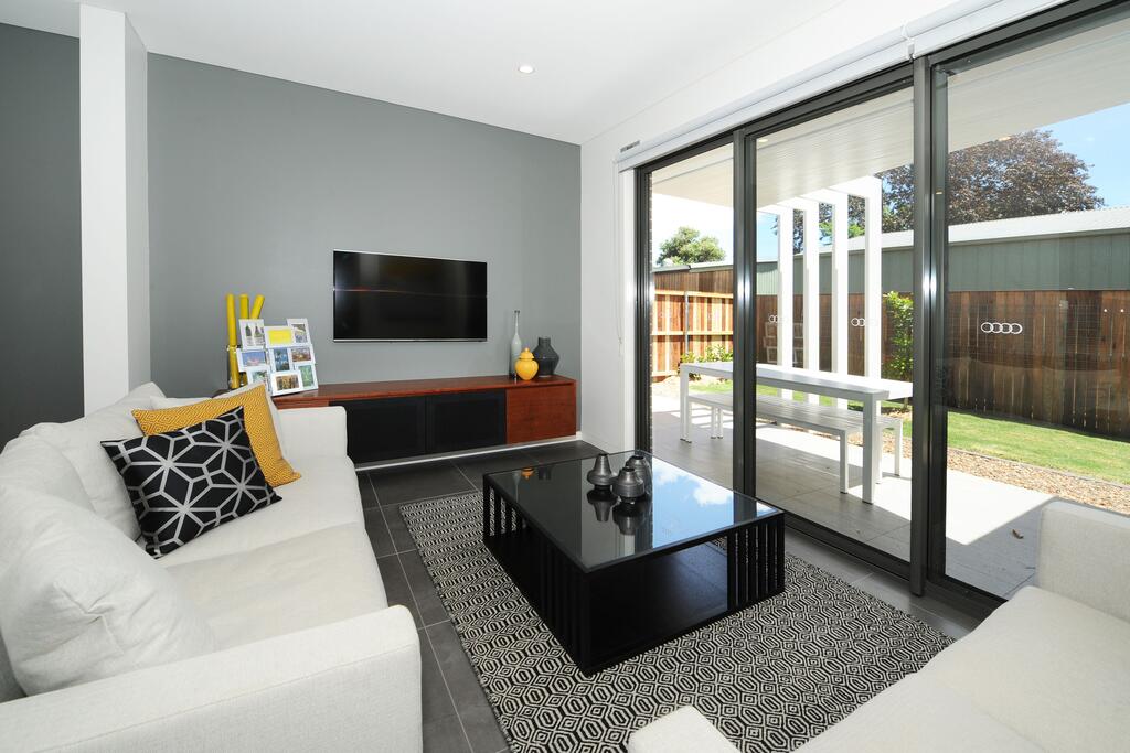 Lewis Street Apartments By Kirsten Serviced Accommodation - thumb 1