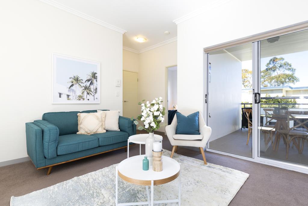 Light, Bright And Spacious Unit Close To Beaches - Accommodation Sydney 0