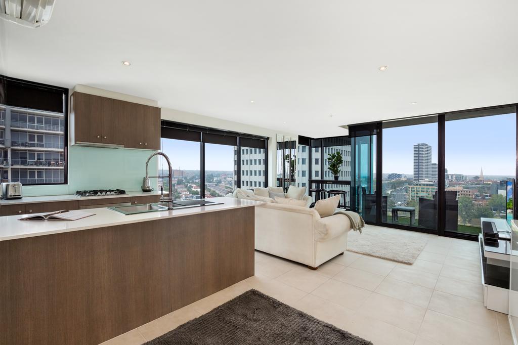 Luxurious Living with Unbeatable Views