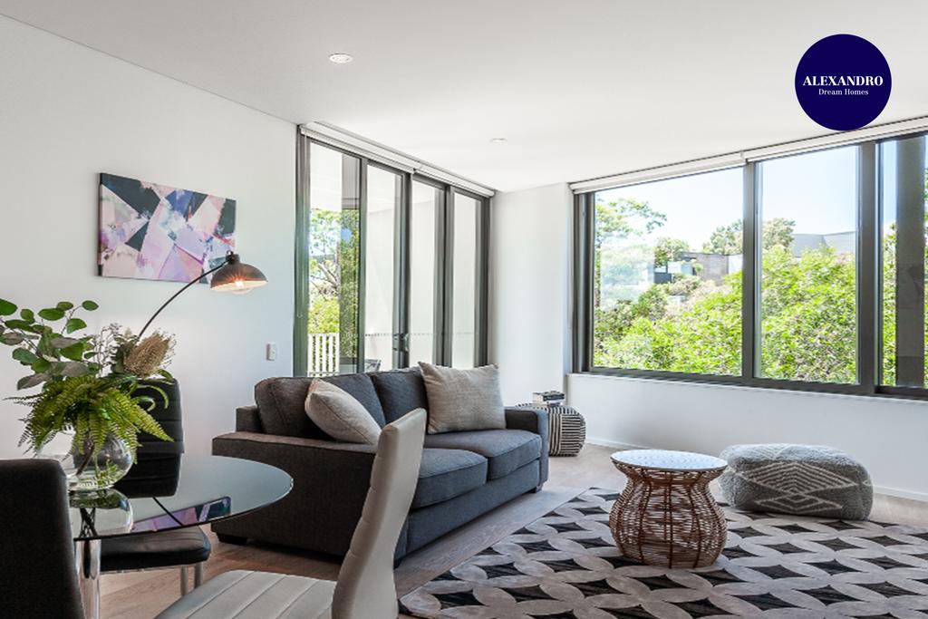 LUXURY APARTMENT / / MOMENTS TO LANE COVE VILLAGE - thumb 2