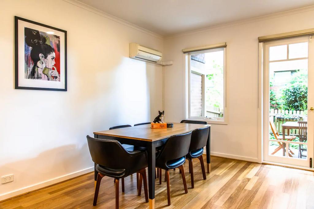 Luxury Spacious 2 Bedroom Fitzroy Apartment - Accommodation Great Ocean Road 2