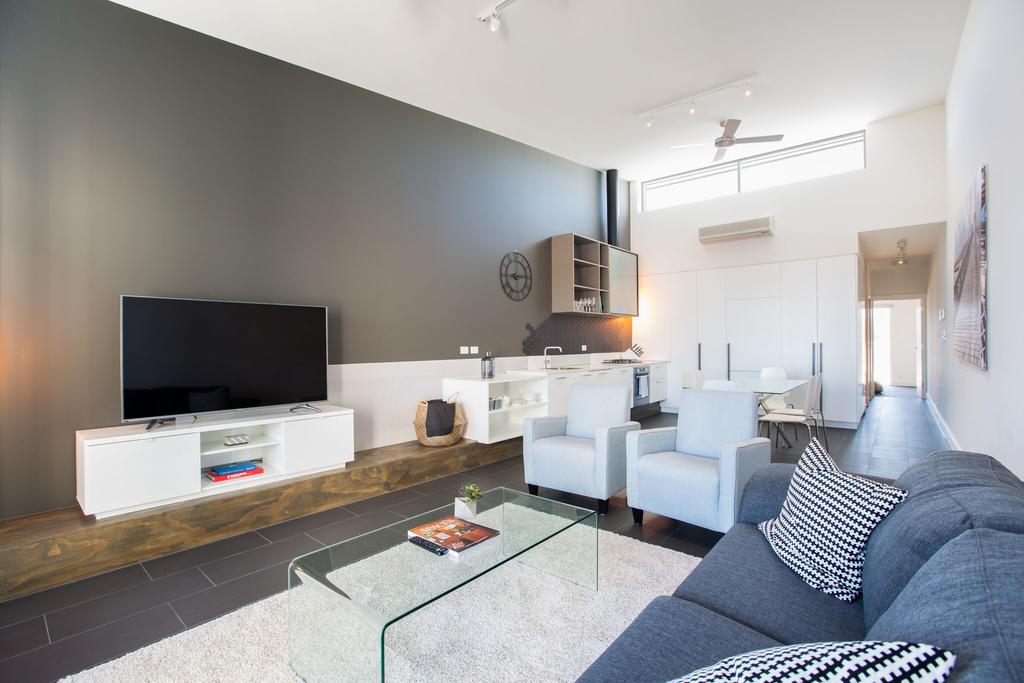 Magnificent Apartment  FREE car park near CBD - Accommodation Adelaide