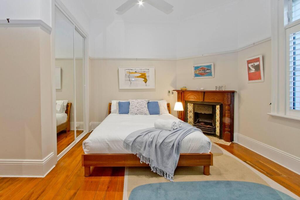 Manly Beachside 2 Bedroom House - thumb 1