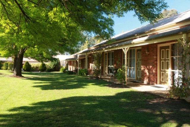 Mansfield Valley Motor Inn - New South Wales Tourism 