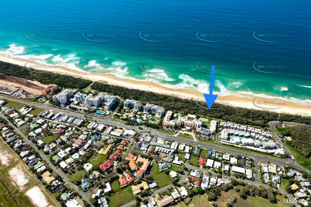 Marcoola Beachfront 3BR -Pool-100m to the Beach. - Accommodation Adelaide