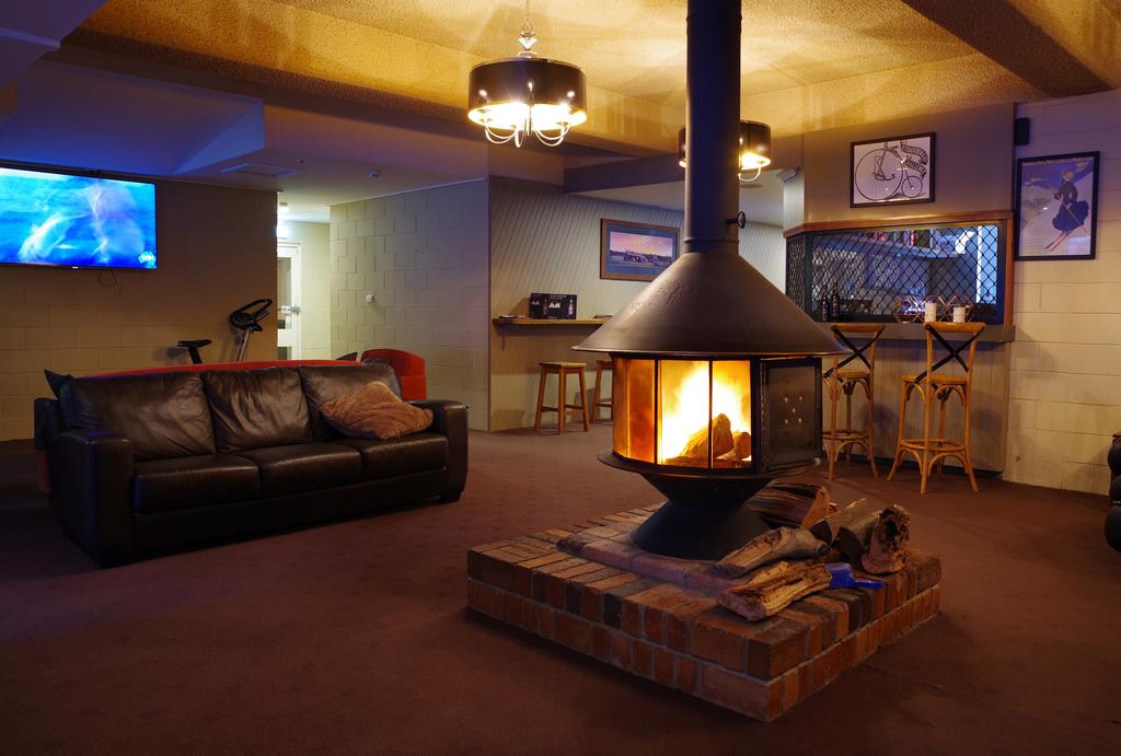 Matterhorn Lodge - Accommodation Adelaide