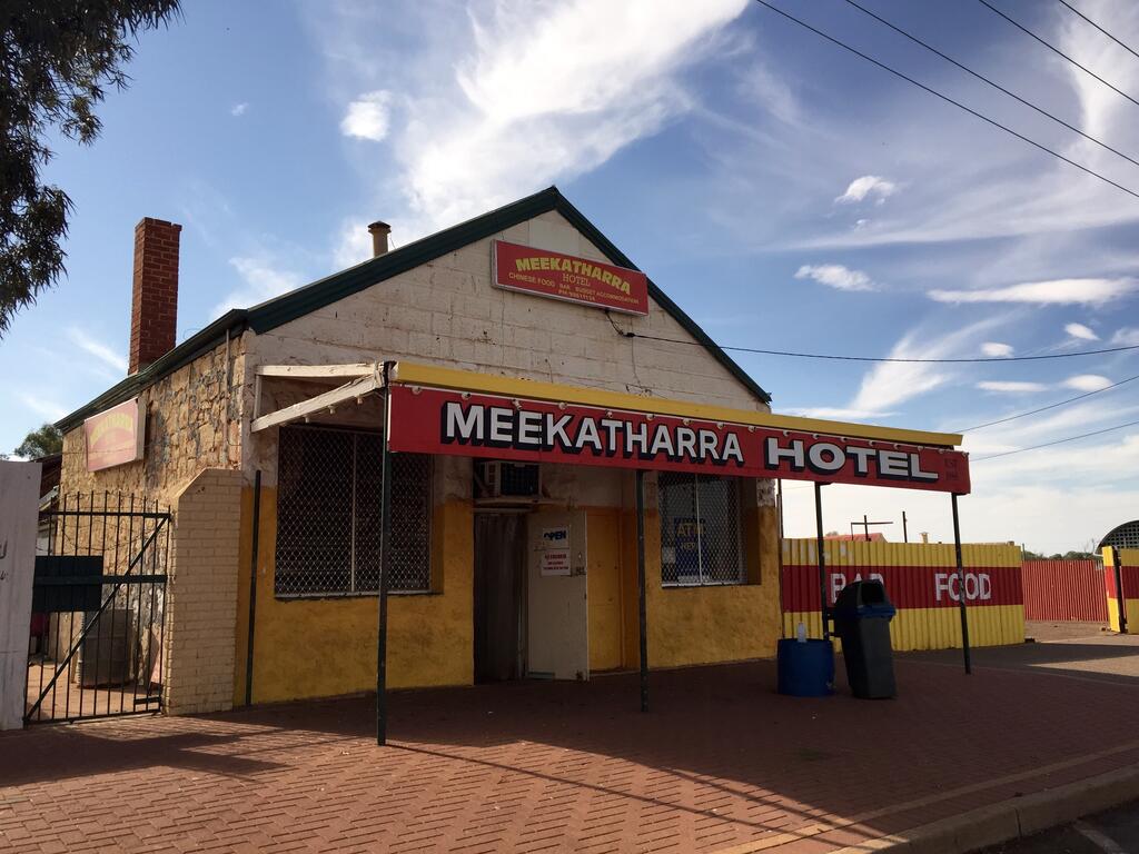 Meekatharra Hotel - South Australia Travel