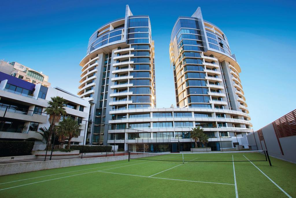 Melbourne Seaviews, Pool & Tennis - thumb 3