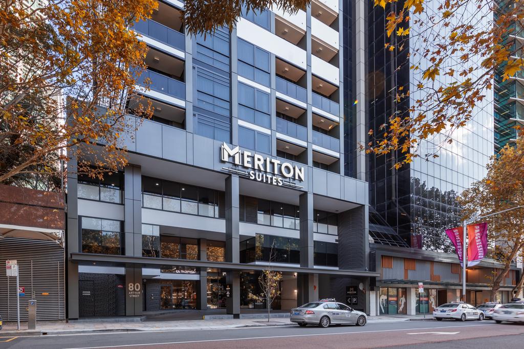 Meriton Suites North Sydney - thumb 2