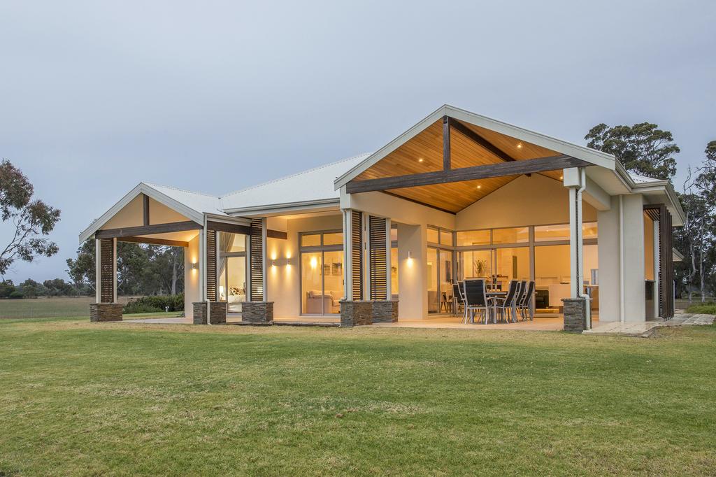 Metricup House - elegant country retreat - New South Wales Tourism 