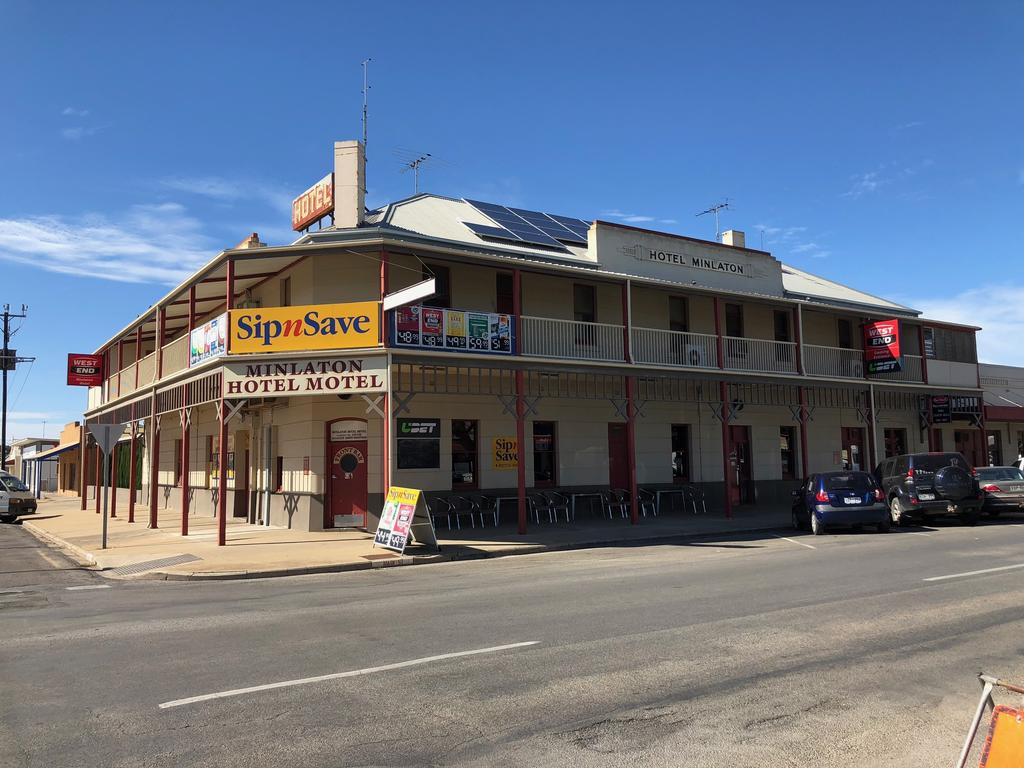 Minlaton Hotel - South Australia Travel