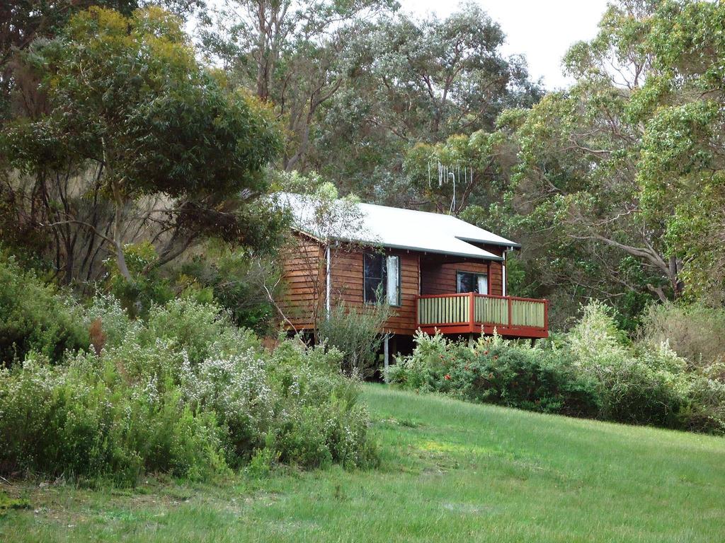 Misty Valley Country Cottages - Accommodation Perth