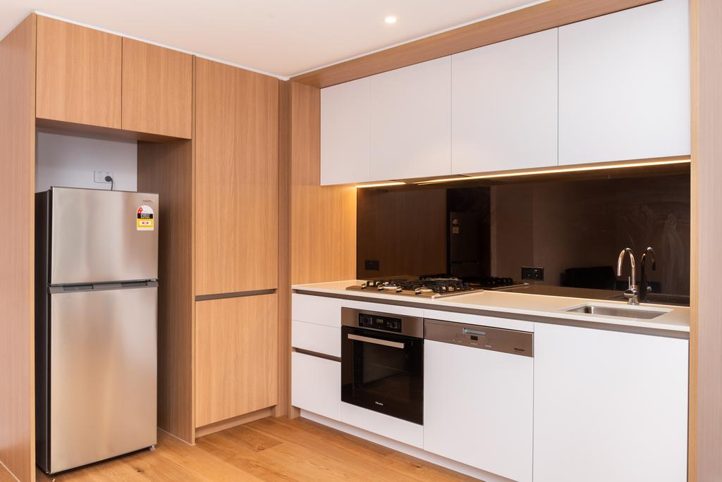 Modern Apartment In Sydney's CBD - thumb 2