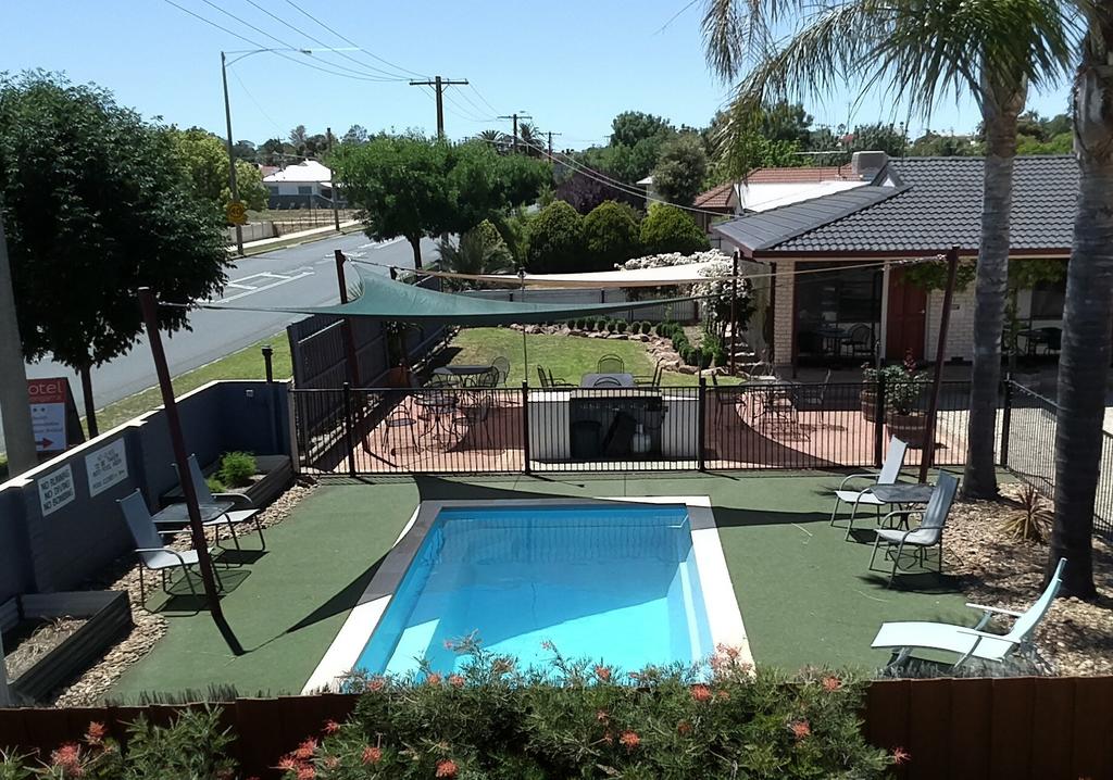 Motel Woongarra - Accommodation Airlie Beach