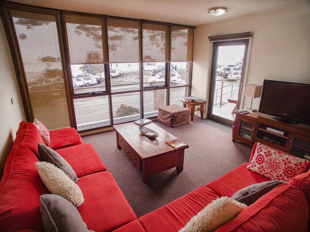 Mountain View Chalet At Heidi's - Perisher Accommodation 0
