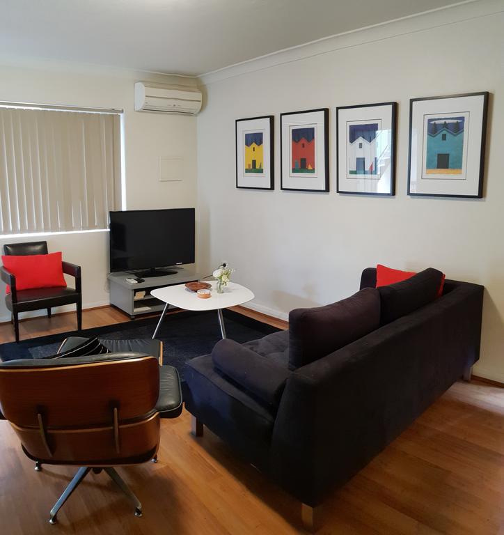 Mt.Lawley Superb 2 BR Location Comfort, Style 1 - thumb 3