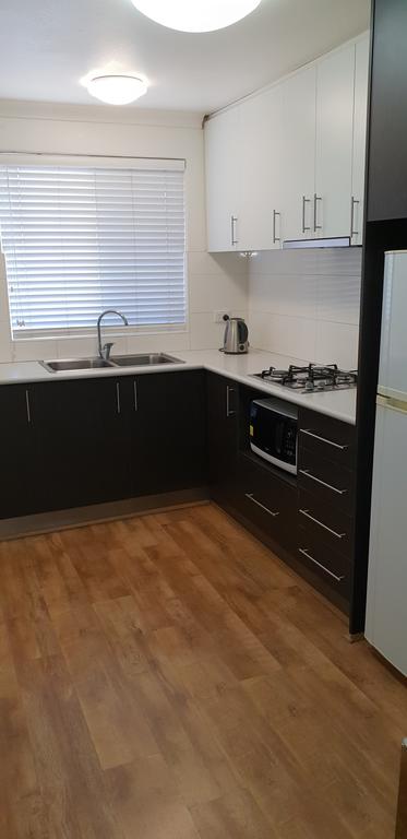 Mt.Lawley Superb 2 BR Location Comfort, Style 2 - Accommodation Perth 1