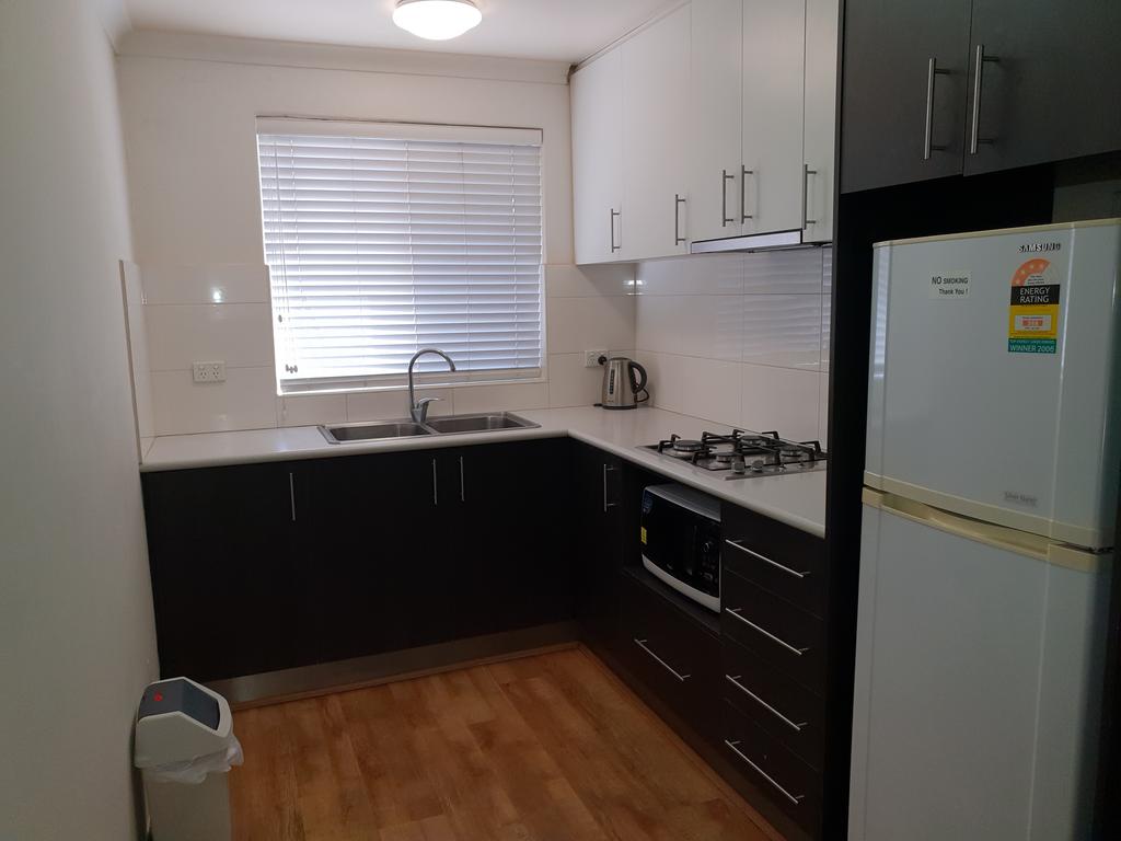 Mt.Lawley Superb 2 BR Location Comfort, Style 3 - thumb 2