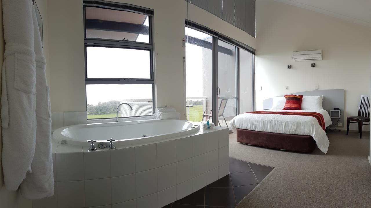 Cosy Corner Sea View Apartments - New South Wales Tourism 