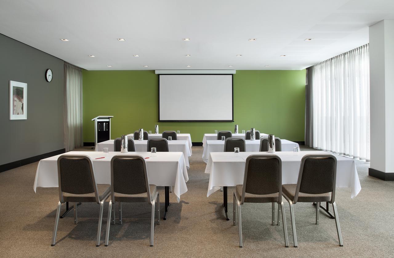 Adina Apartment Hotel Perth - Perth Resorts 13
