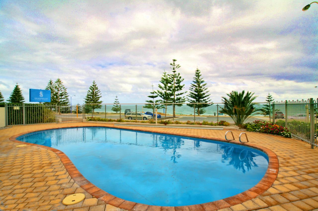 Scarborough Beach Front Resort - Shell Ten - Redcliffe Tourism 12