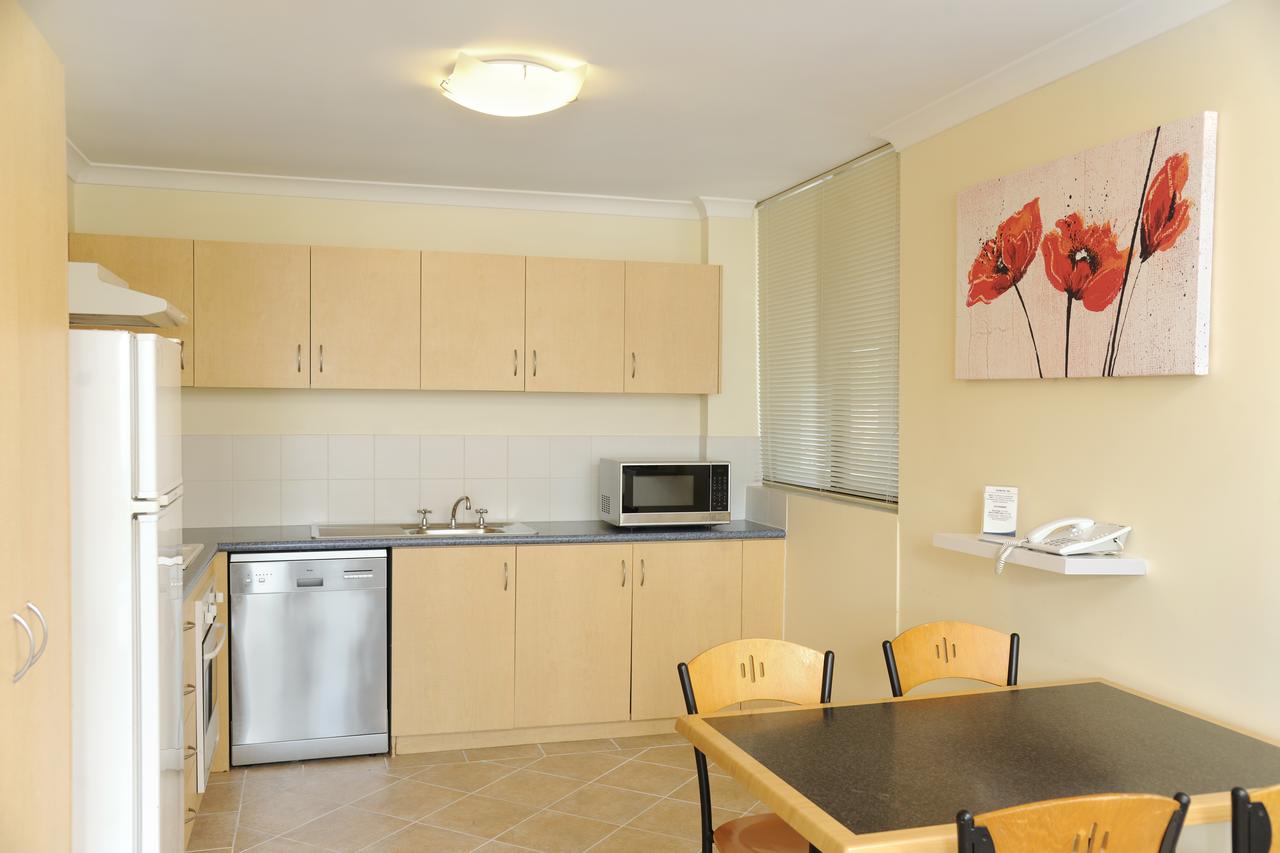 Lodestar Waterside Apartments - Accommodation Perth 9