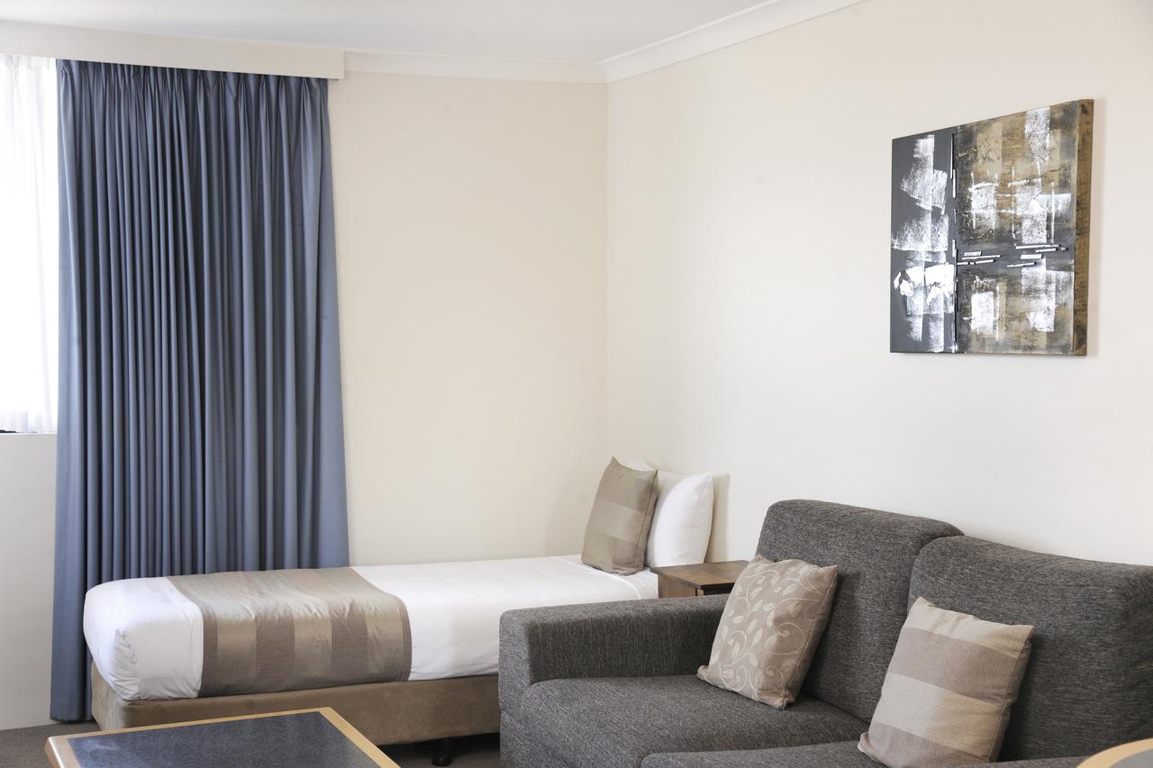Lodestar Waterside Apartments - Accommodation Perth 8