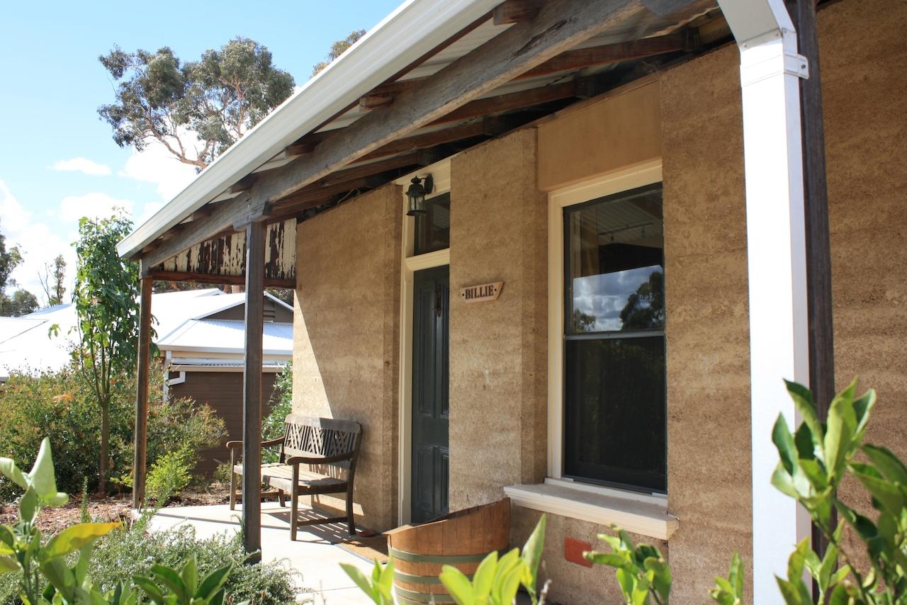 Hotham Ridge Winery and Cottages - Foster Accommodation