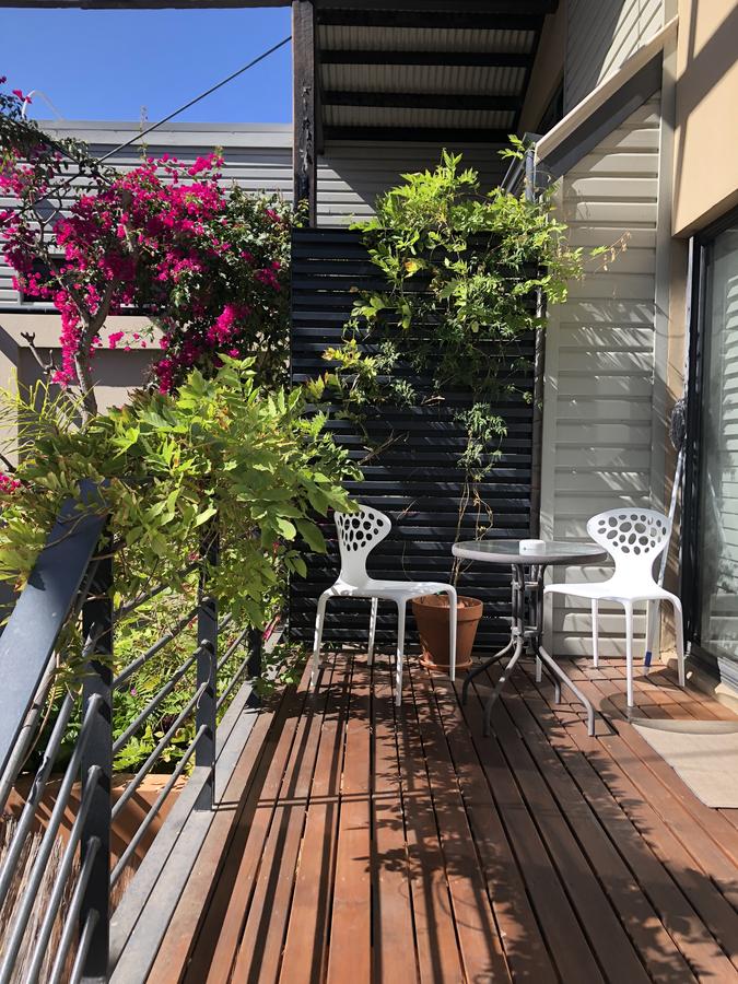 Spacious Central Townhouse - Redcliffe Tourism 1