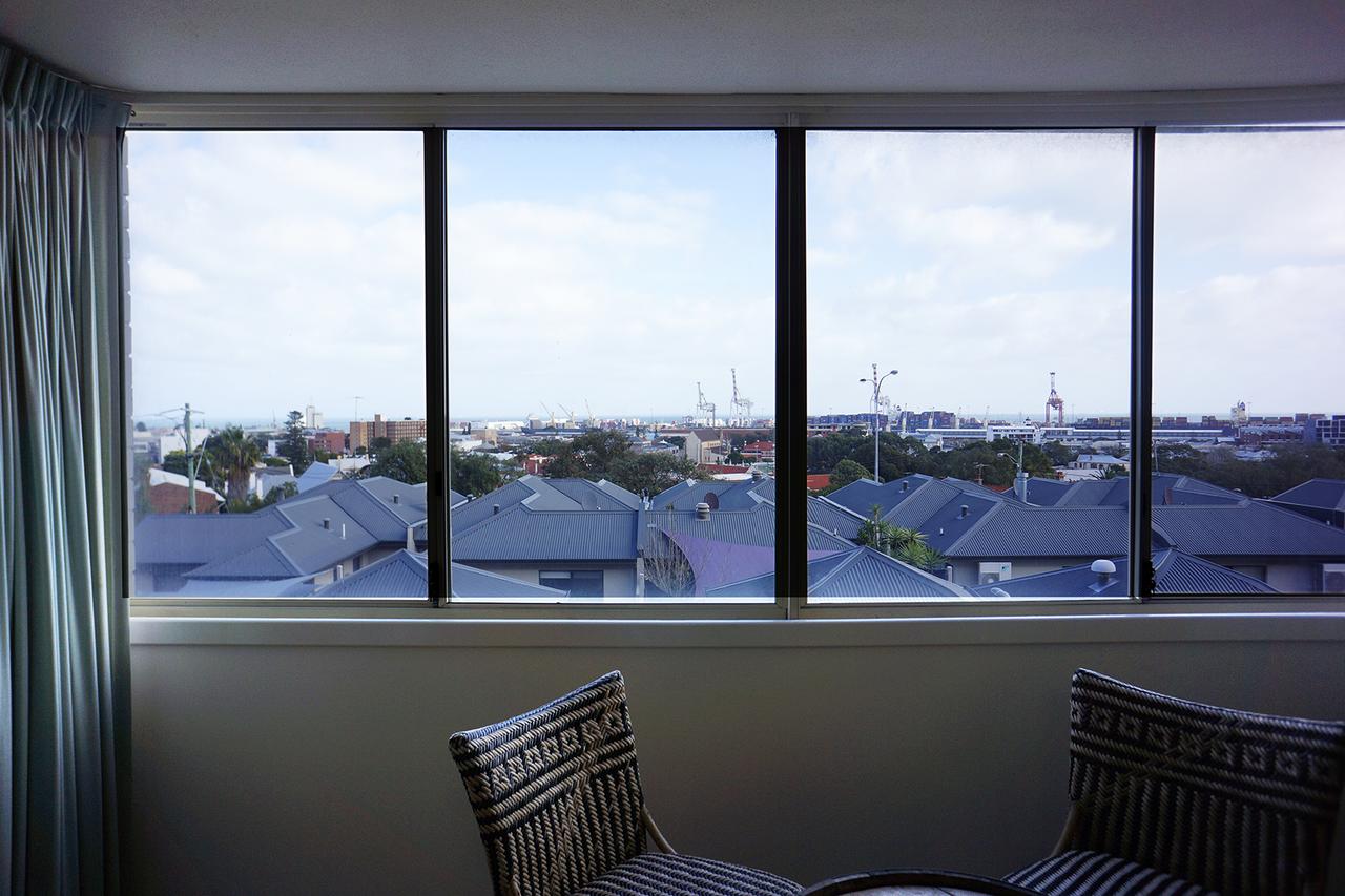 Studio 208 With Ocean Views - Redcliffe Tourism 17
