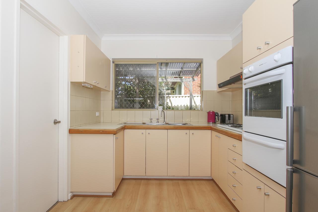 Leederville Townhouse - Accommodation ACT 2