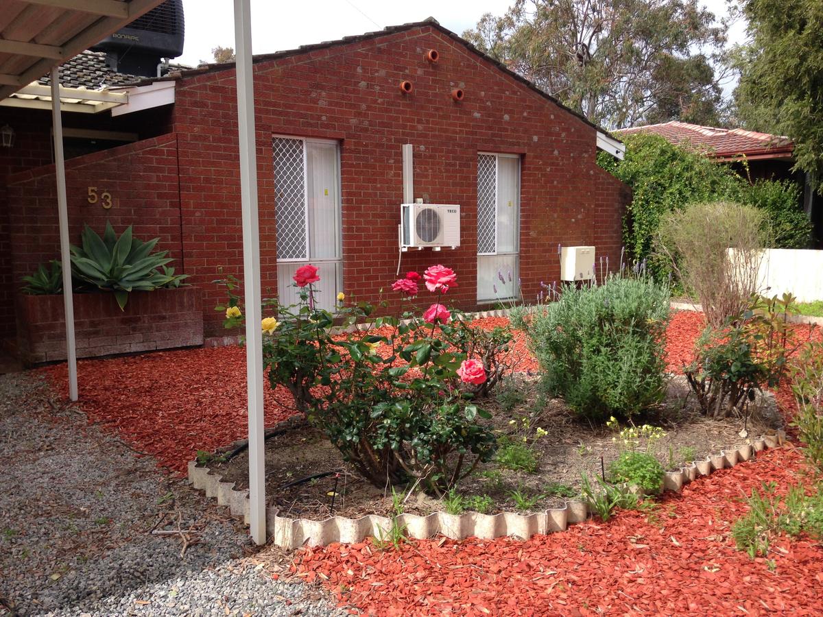 Stylish Family Home  - Accommodation Adelaide