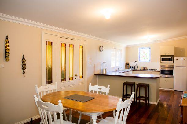 Yvonnes Rest Holiday Home - New South Wales Tourism 