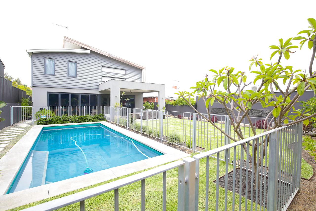 The Pool House - Fremantle - thumb 1
