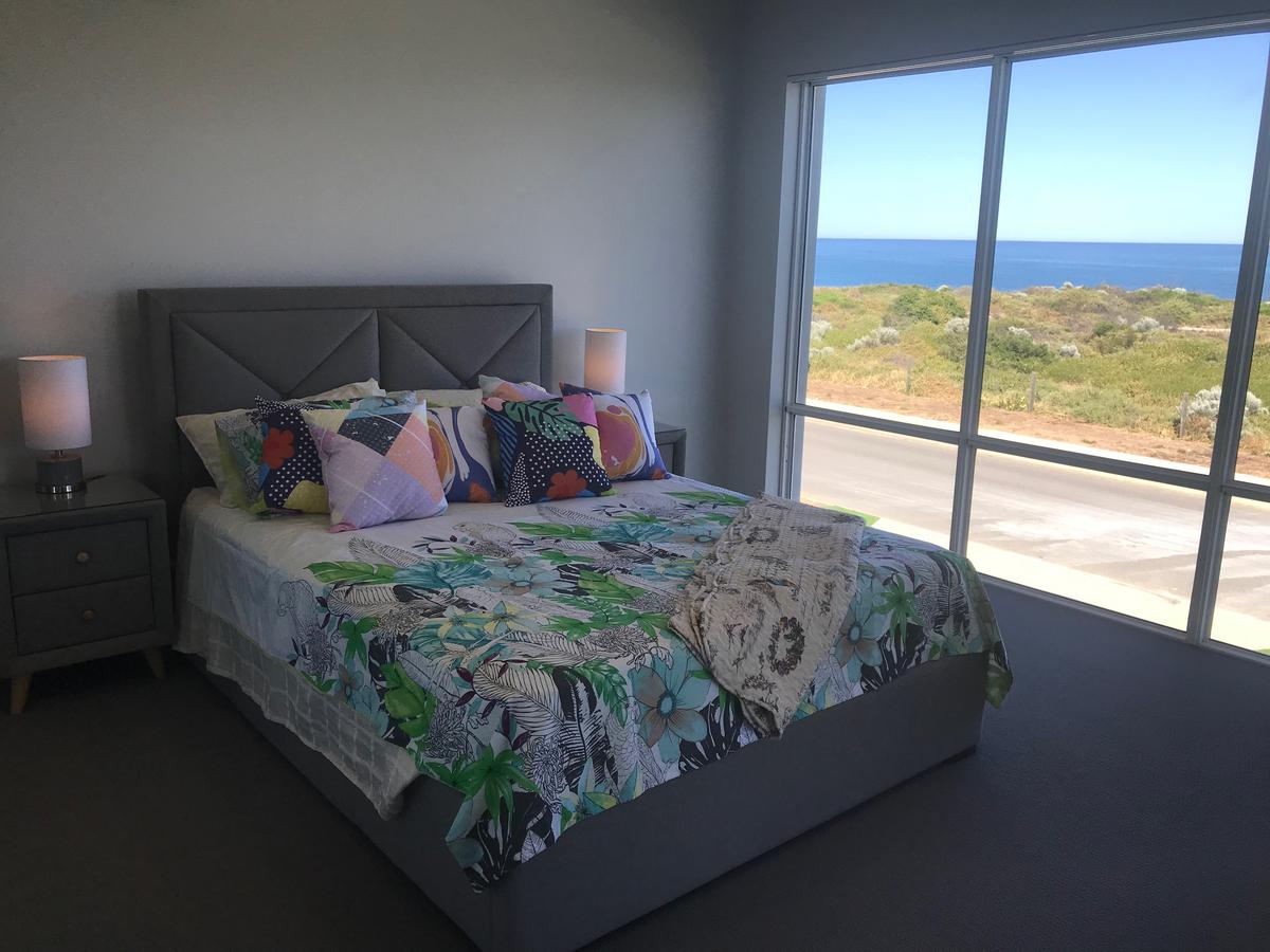 Beach House at SeaScapes.. - New South Wales Tourism 