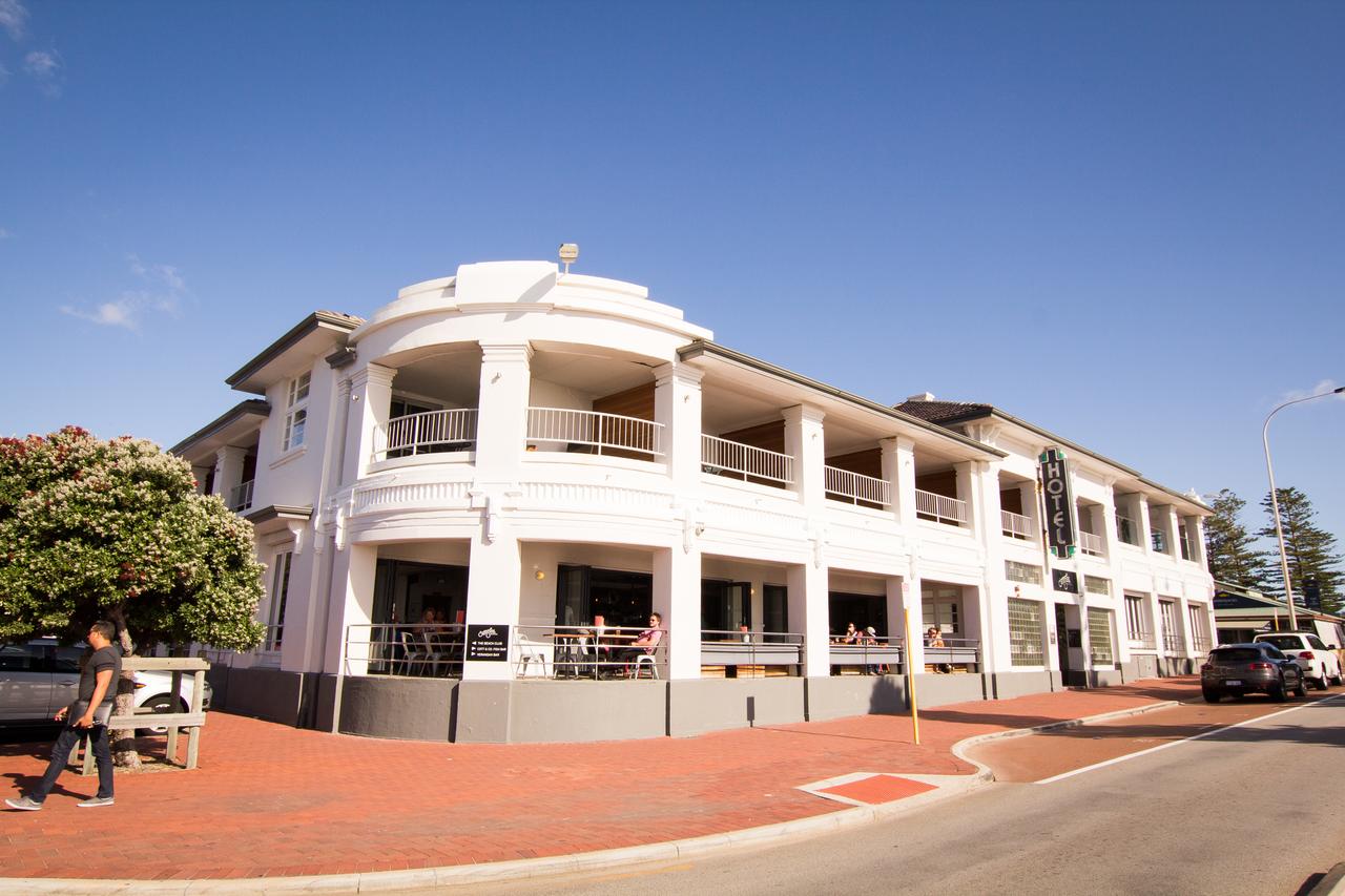 Cottesloe Beach Hotel - Accommodation Adelaide